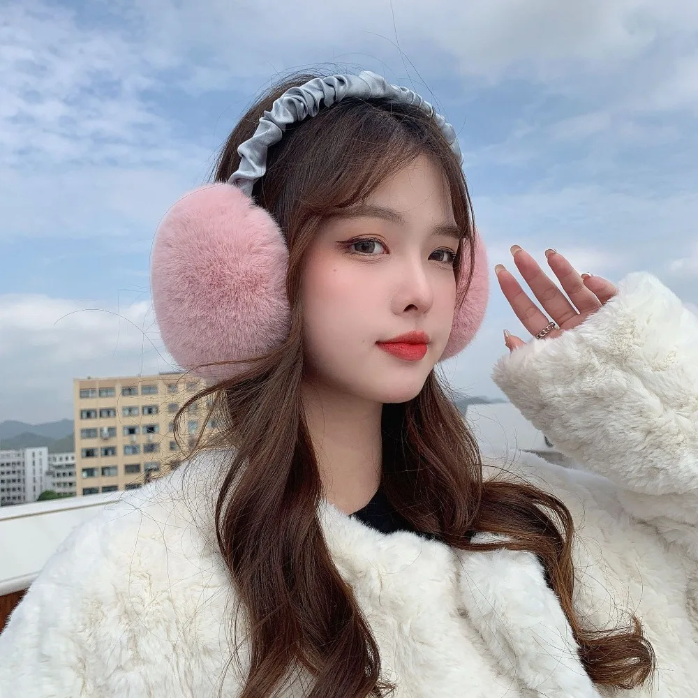 Earmuff halus, pelindung dingin warna Solid penutup telinga tetap hangat musim dingin