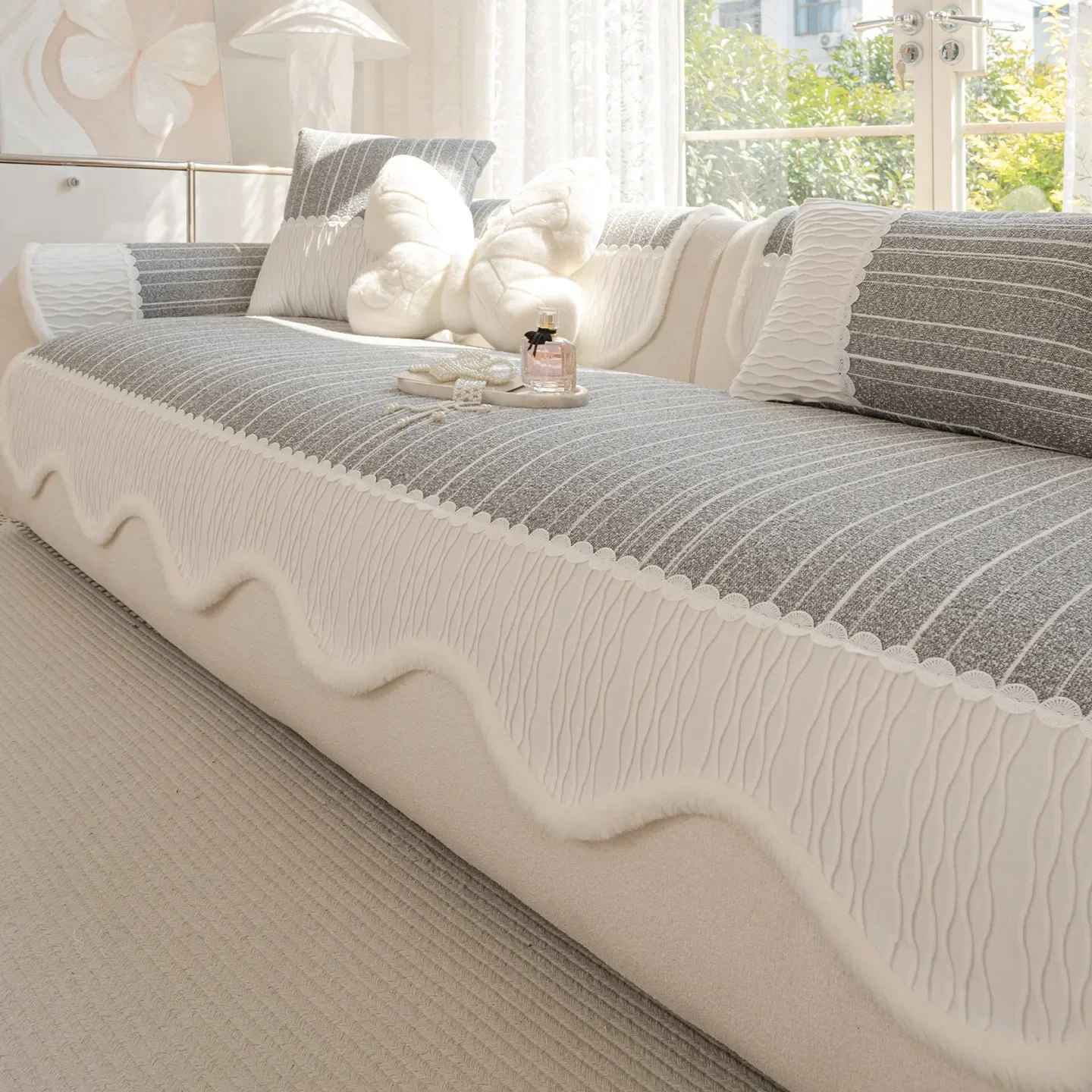 Sofa Protection Pad Imitation Wool Jacquard Anti Slip Silicone Particle Cushion Wave Shaped Lace Soft and Comfortable All-season