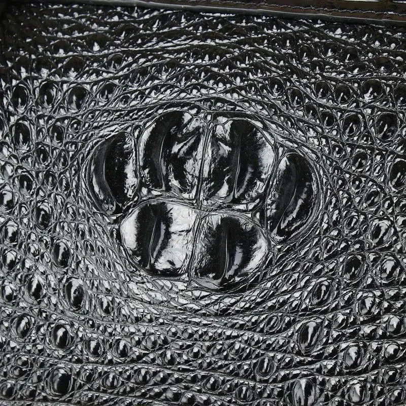 2025 Alligator Pattern Cow Genuine Leather Travel Bags Luxury Men Large Capacity Portable Male Shoulder Bags Brand Travel Duffle