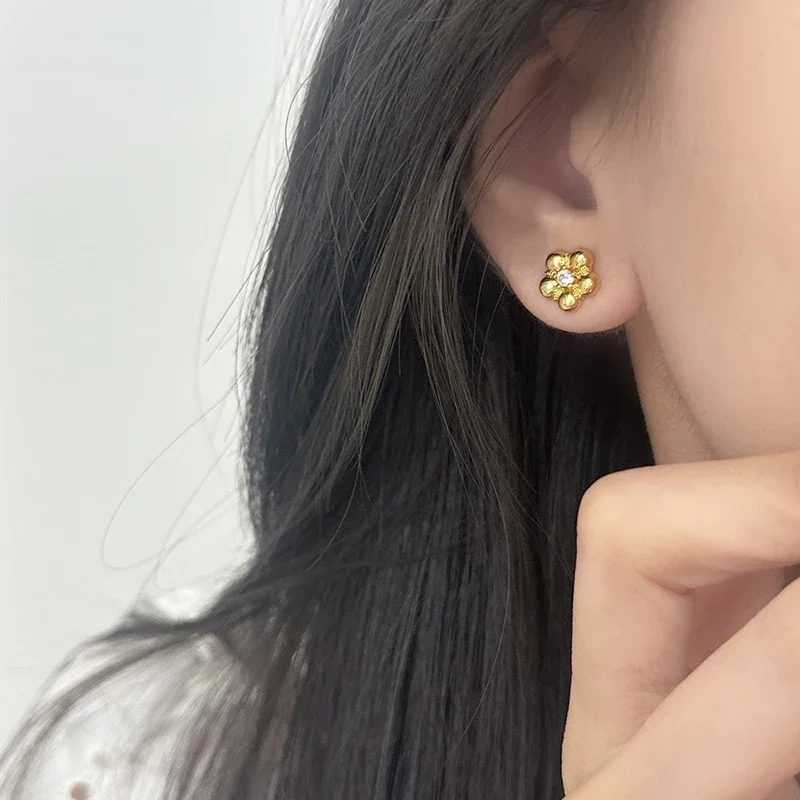 

Real 925 Sterling Silver 18K Gold Zircon Mini Flower Stud Earrings for Women Romantic Plant Fine Jewelry Vintage Accessories