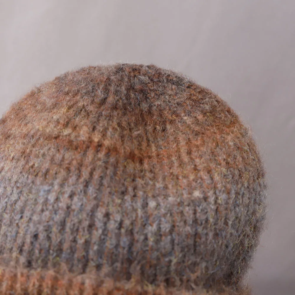 2025 Neue Y2K Trendige Wintermütze, Wollmützen für Damen, Modische Warme Beanie-Mützen, Damen-Regenbogen-Farbverlauf-Kopfbedeckung – Detail 3