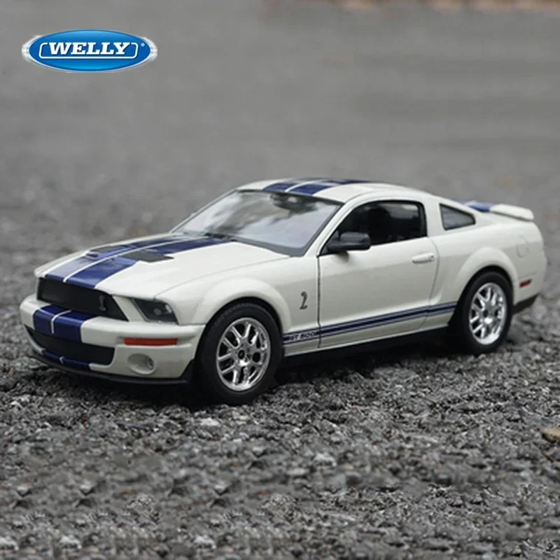 

WELLY 1:24 2007 Ford Shelby Cobra GT500 Alloy Car Model Diecasts Metal Toy Sports Car Model Simulation Collection Childrens Gift