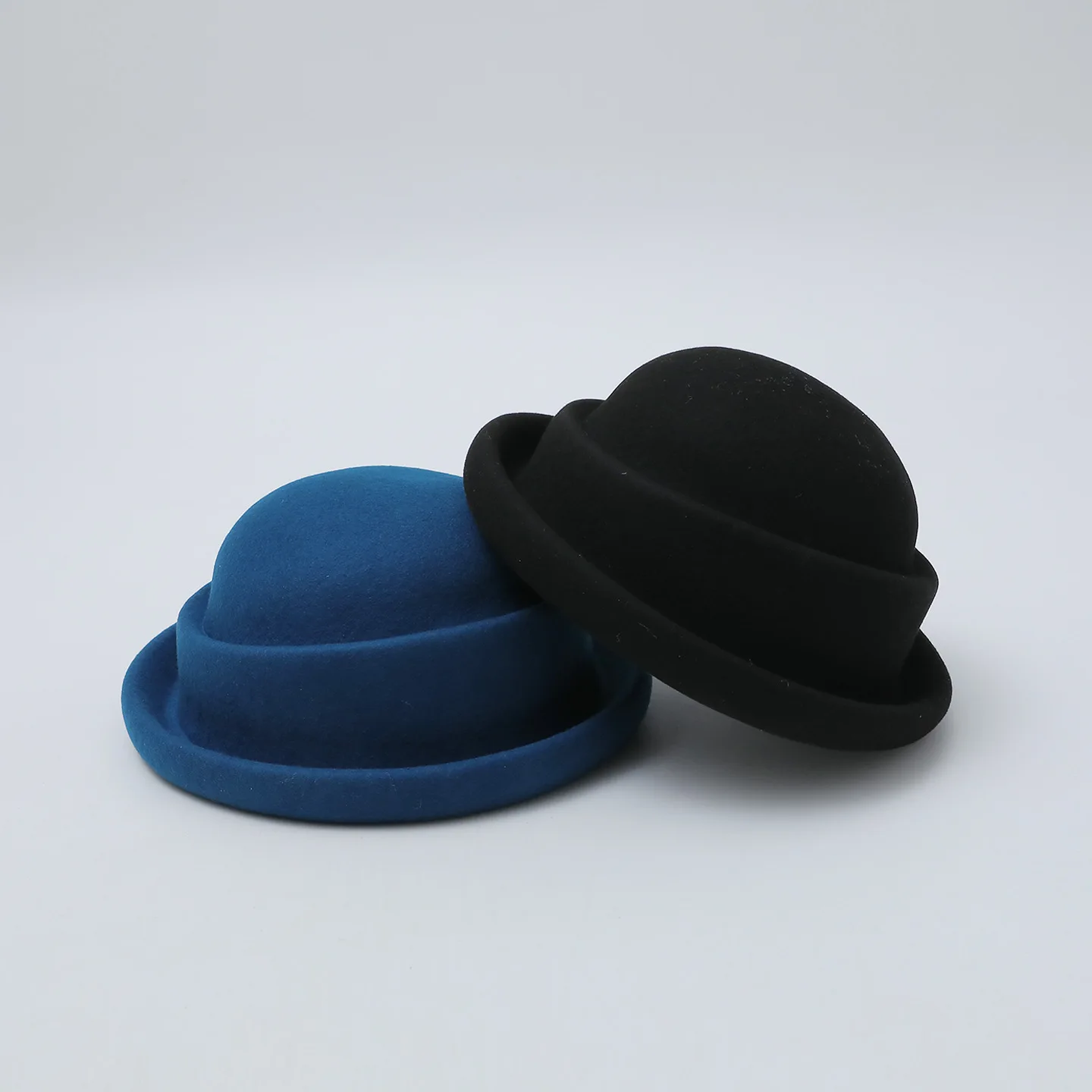 2026 Autumn/Winter New 100% Wool Top Hat Retro Curled Edge Face Small Basin Hat Hepburn Style Versatile Gold Cap
