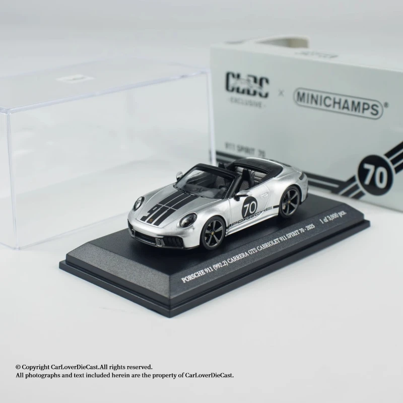 1:64,911 Carrera GTS convertible en plata metálica, coche de simulación en miniatura fundido a presión de aleación, modelo coleccionable, regalo coleccionable.