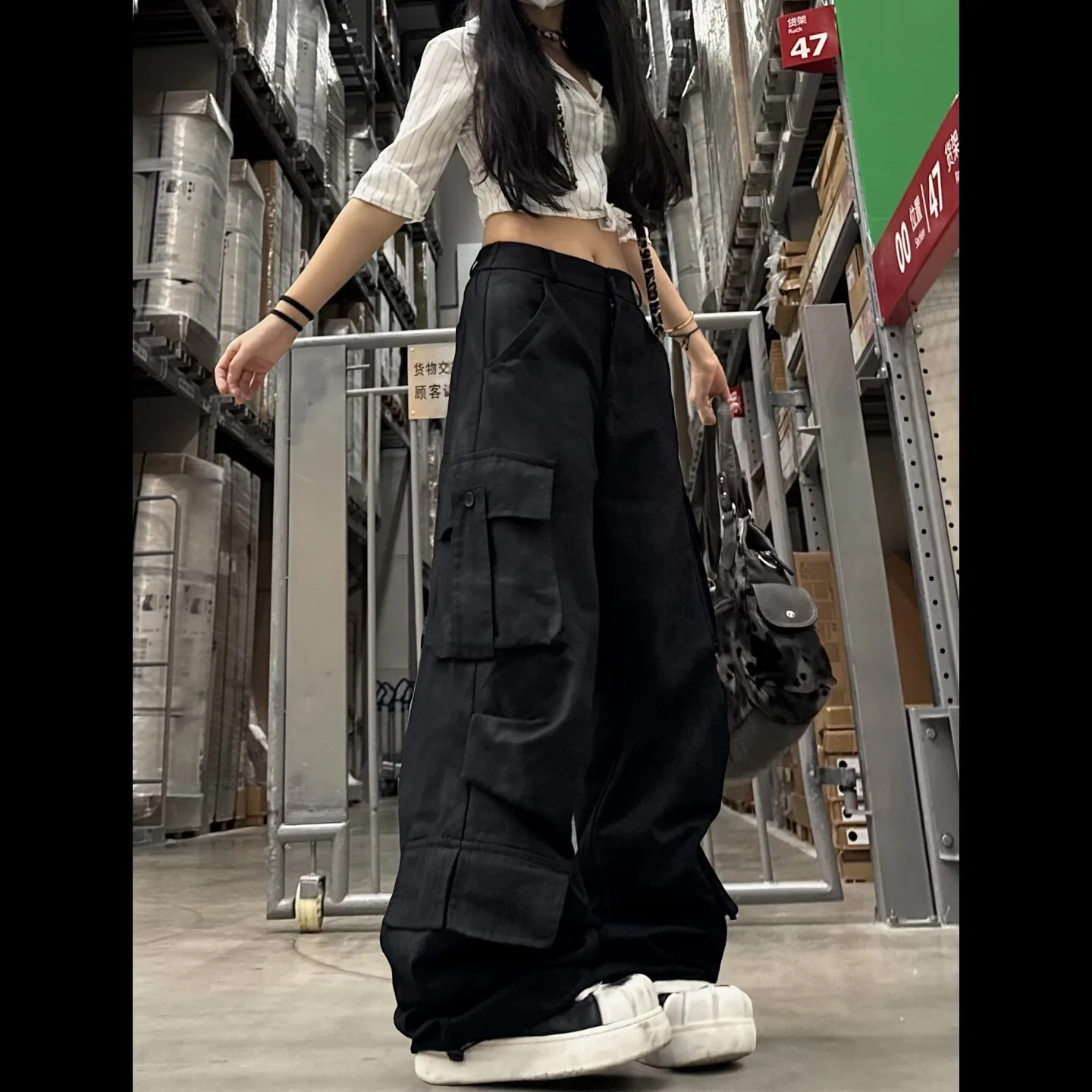 Unisex Khaki Cargo Pants Straight Wide Leg Floor Length Trousers Multiple Pockets for Hip Hop Dance and Streetwear Looks
