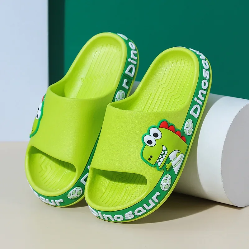 Pantofole estive per bambini modello simpatico cartone animato neonati maschi ragazze infradito per interni casa scarpe per bambini morbide e comode