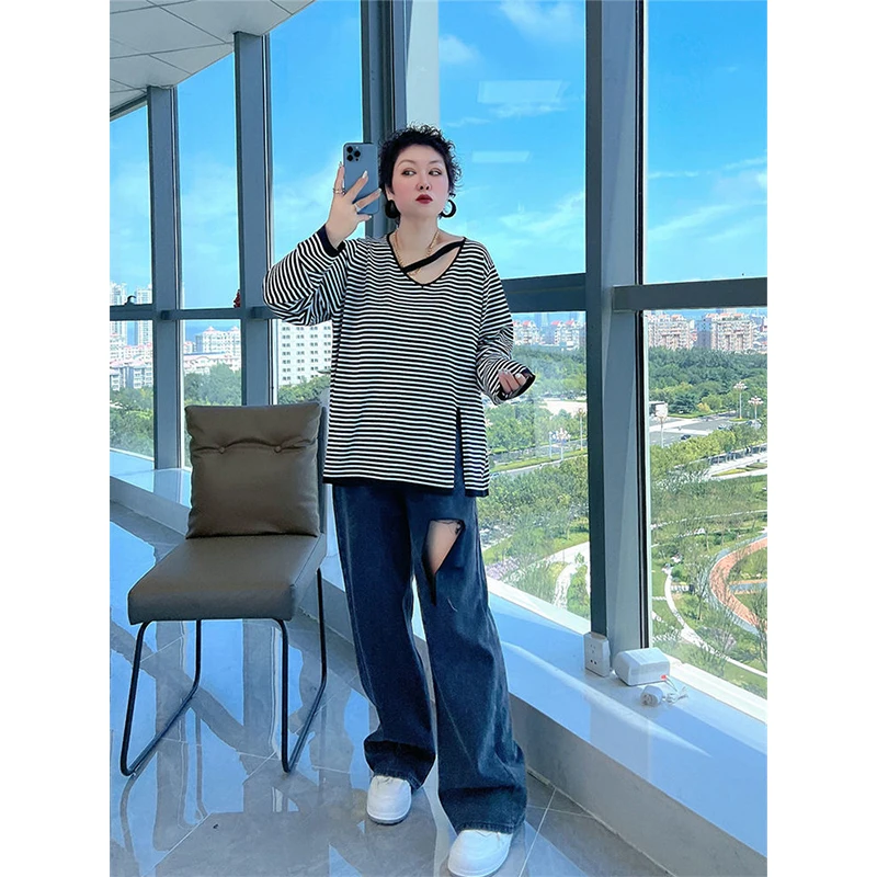 

Женская полосатая футболка с V-образным вырезом, размер 300 Pou, осенняя, универсальная, с боковым разрезом, повседневная, удобная, в корейском стиле