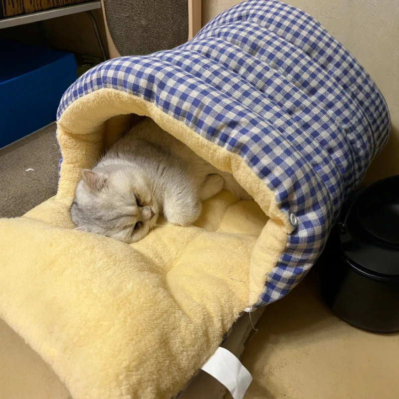 

Cat nest Thickened and warm in winter Closed cat security nest Pet bed Sleeping nest Tent kennel Universal in all seasons