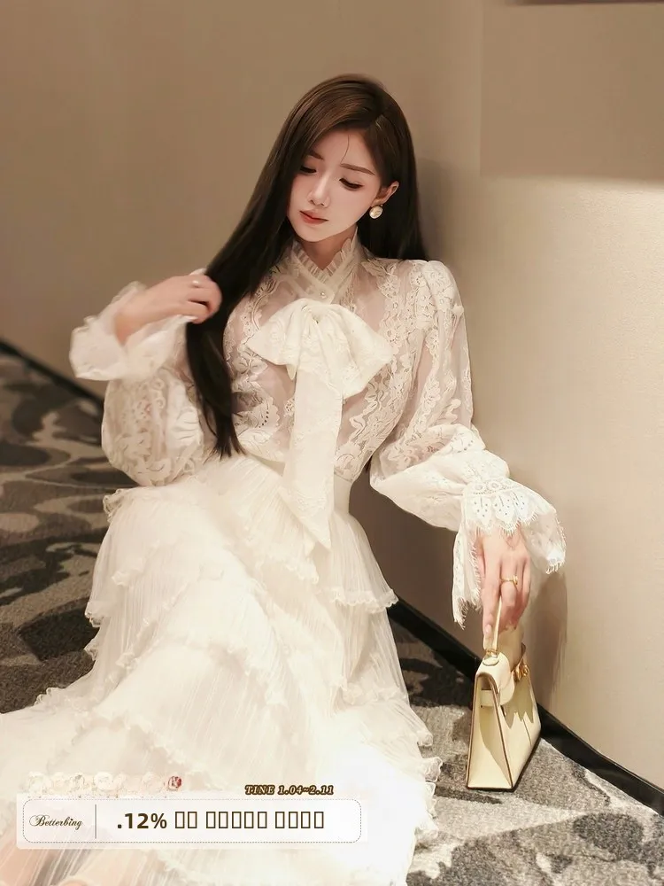 

Блузка Pure Desire с кружевными рукавами-фонариками и поясом, французский стиль, свободный крой, длинный рукав, приятная к телу ткань.