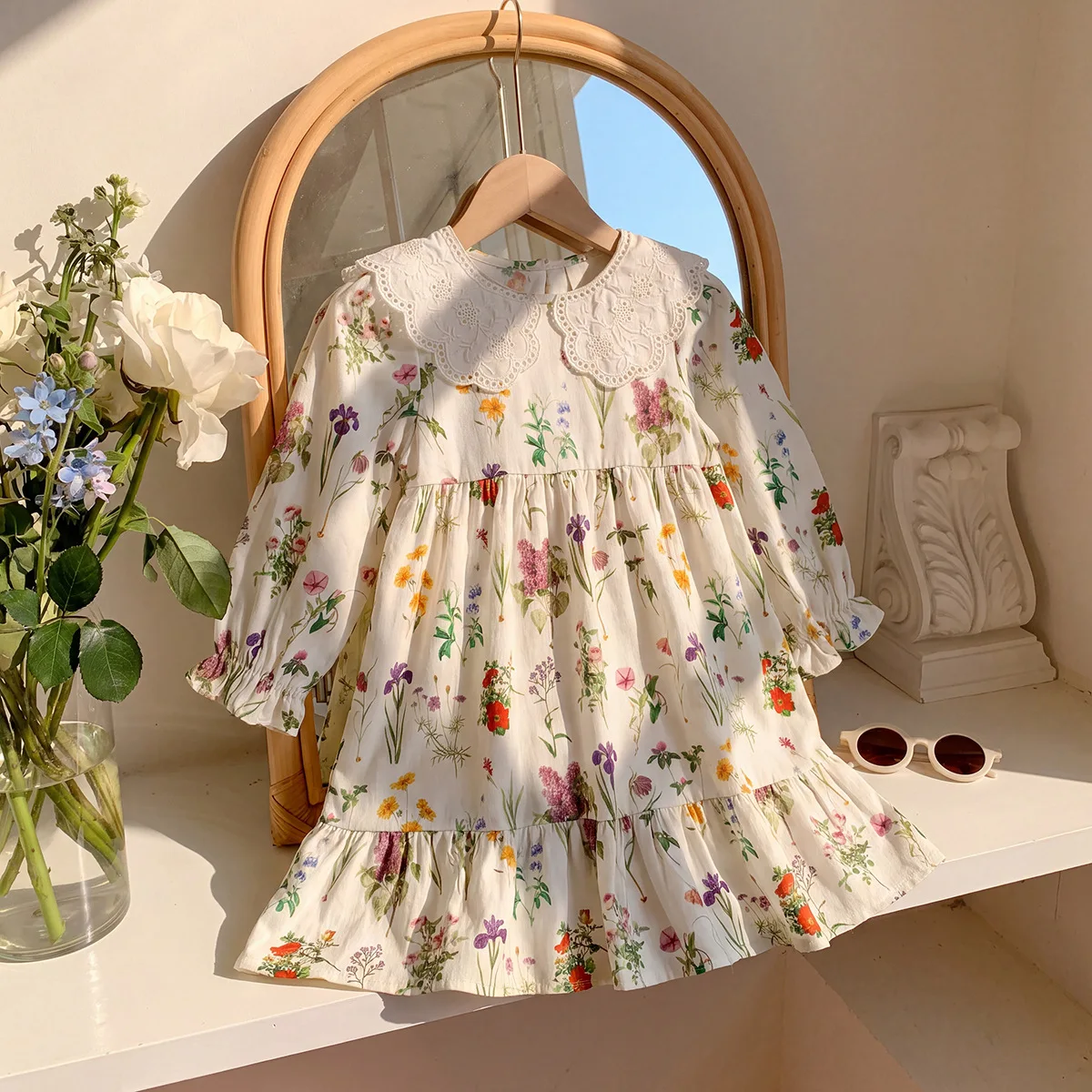 Girls Korean‑Style Floral Dress with Lace Collar Sweet Long‑Sleeve Kids Dress 2026 Autumn New Children Outfit