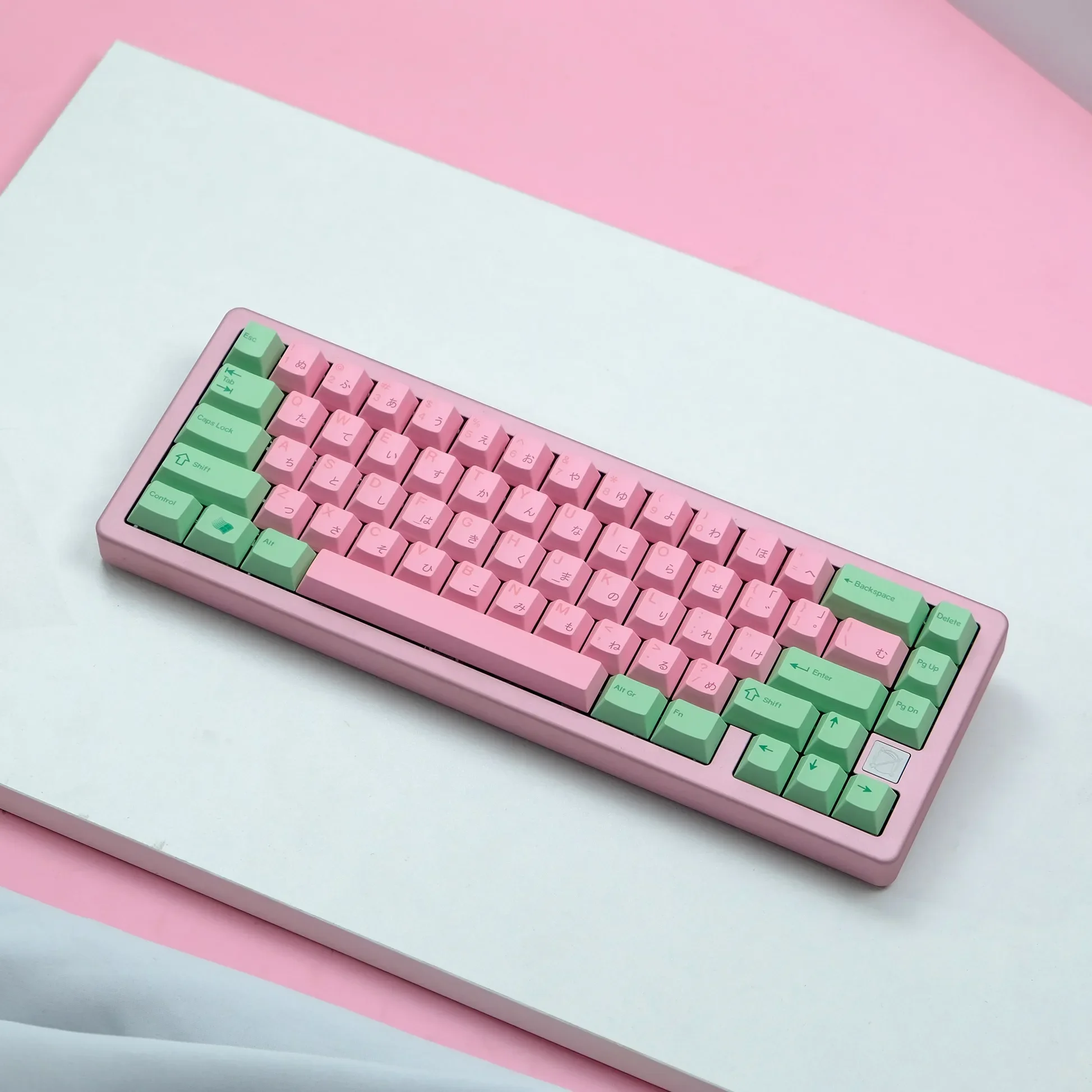 ピンクとグリーンのオリジナル工場で刻印された高度に昇華されたレトロなカラーキーキャップ DIY カスタマイズされたメカニカルディスクコンプリート s