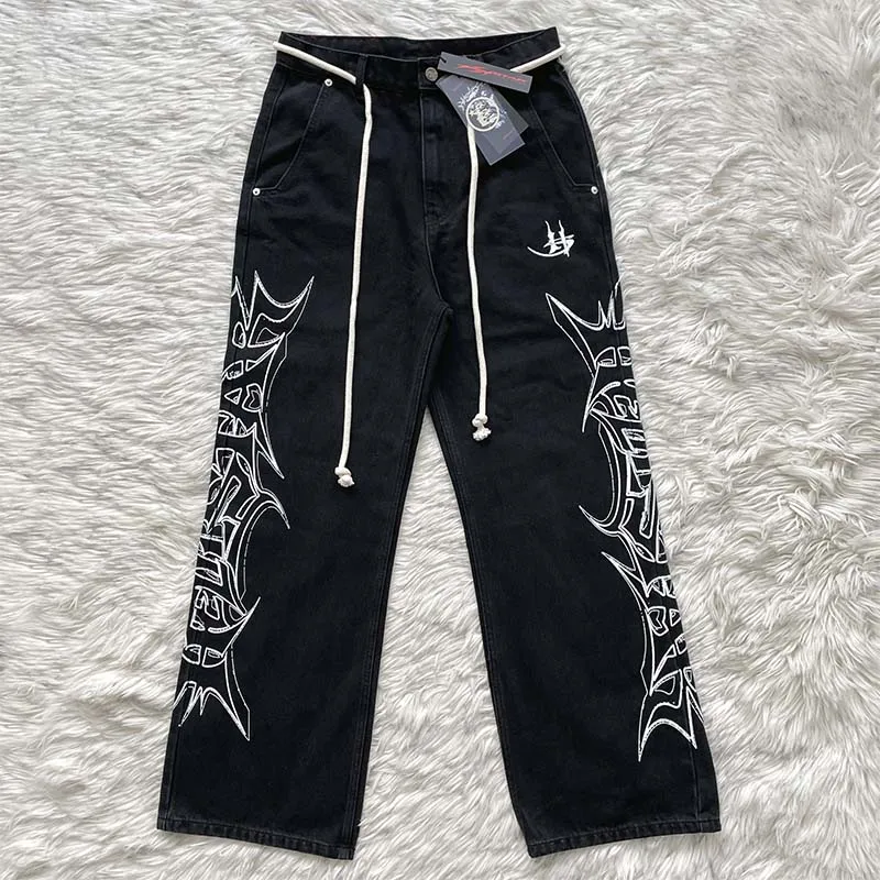 

Heavy-Wa Street Sle Denim Jeans with Side Print Pattern And Dstring Cotton Straight Leg Trousers for Young Men