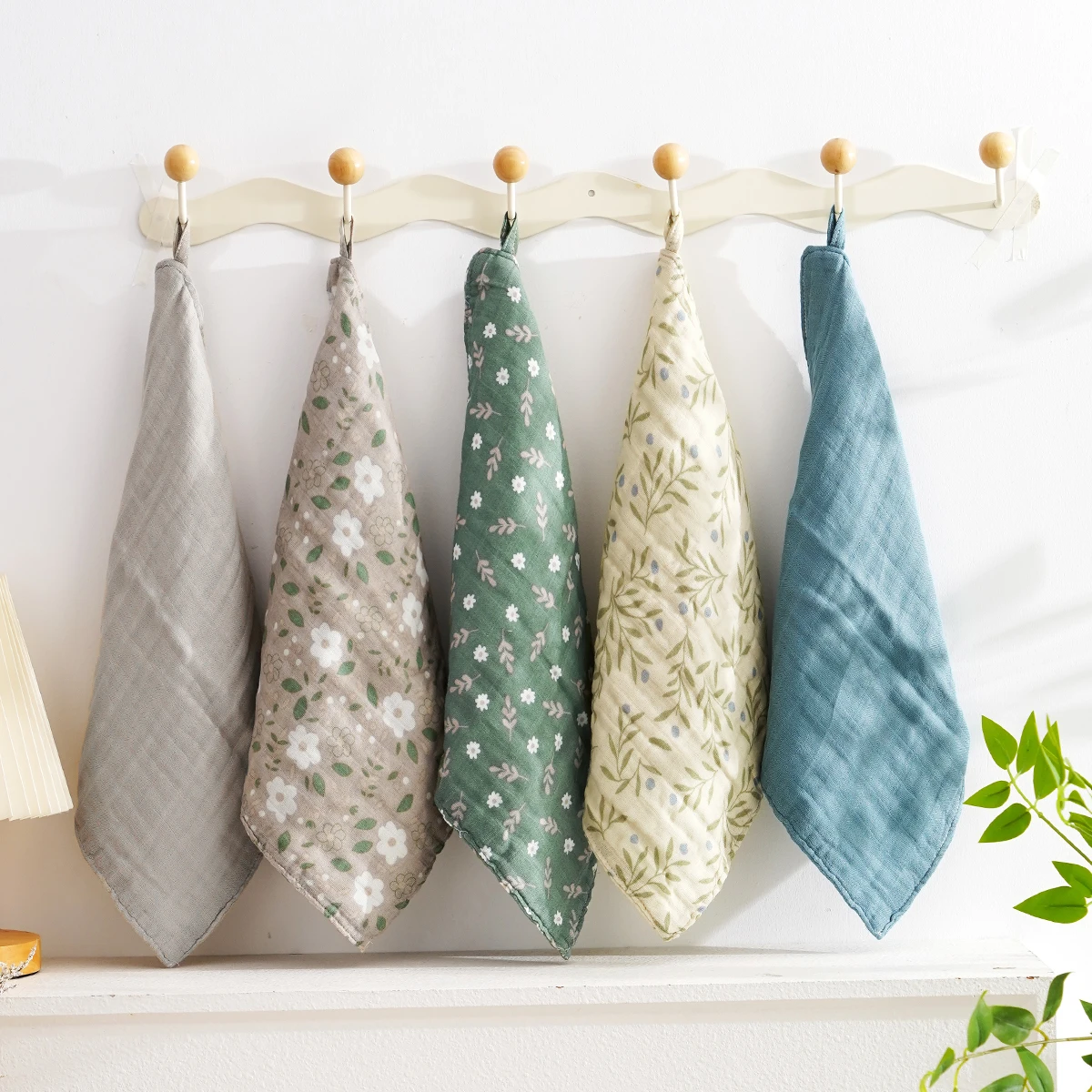 カンゴベビー-ベビーひきみじみ布-5枚セット-よだれかけ新生児ギフト-ベビー用お風呂タオル-清潔・入浴用