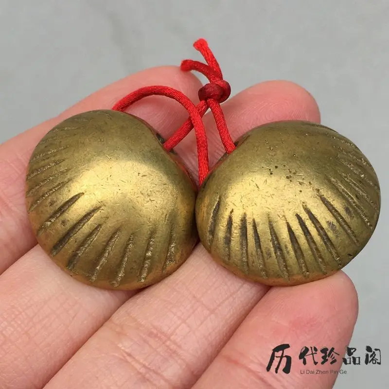 Antique Shell Shengcai Holy Grail Spirit Hanging Holy Hanging Flat Bronze Fan Holy Grail Feng Shui Pendant