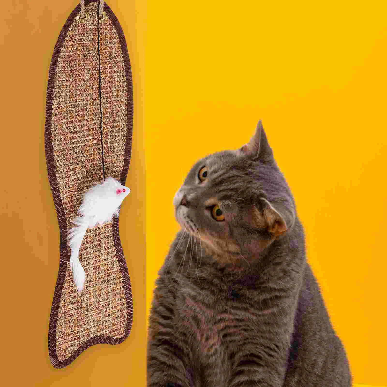 Fish-Shaped Sisal Mat Cat Hanging Pad Claw Scratching Pet Plaything Kitten Training Graining