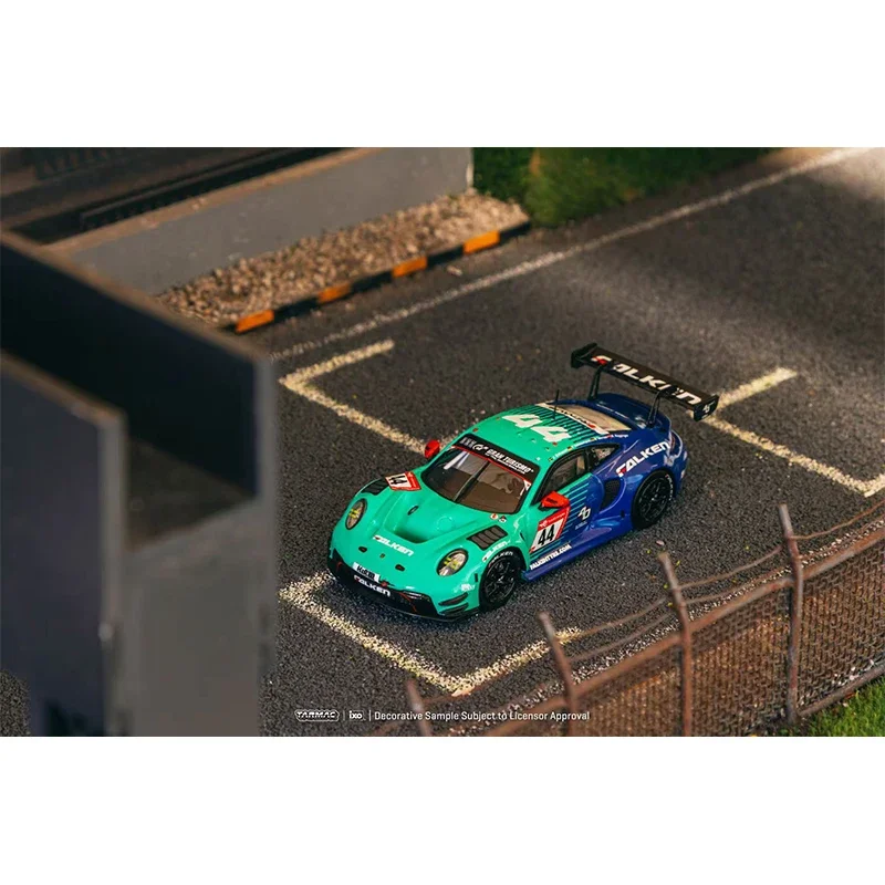 Vorverkauf TW 1:64 992 GT3R Nurburging 24H 2023 Diecast Car Model Collection Miniature Toy Tarmac Works