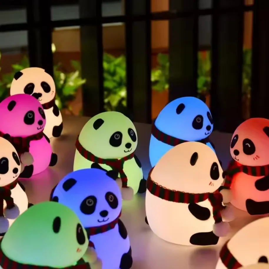 Mini Panda Night Light, Bedroom Bedhead USB Charging Sleeping with Pat Lamp Table Atmosphere Light Silicone