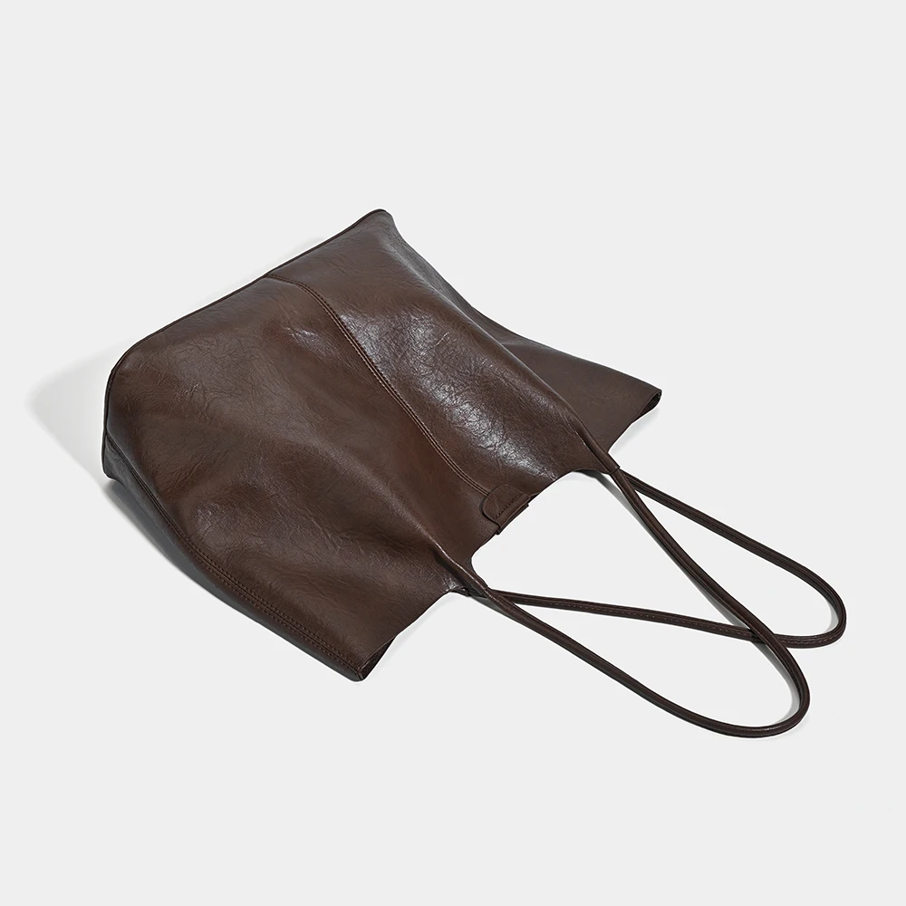 Nouveau sac rétro en daim givré pour femmes, grand Design de luxe décontracté, sac à aisselles haut de gamme, poignée souple, fermeture éclair, fourre-tout fermé