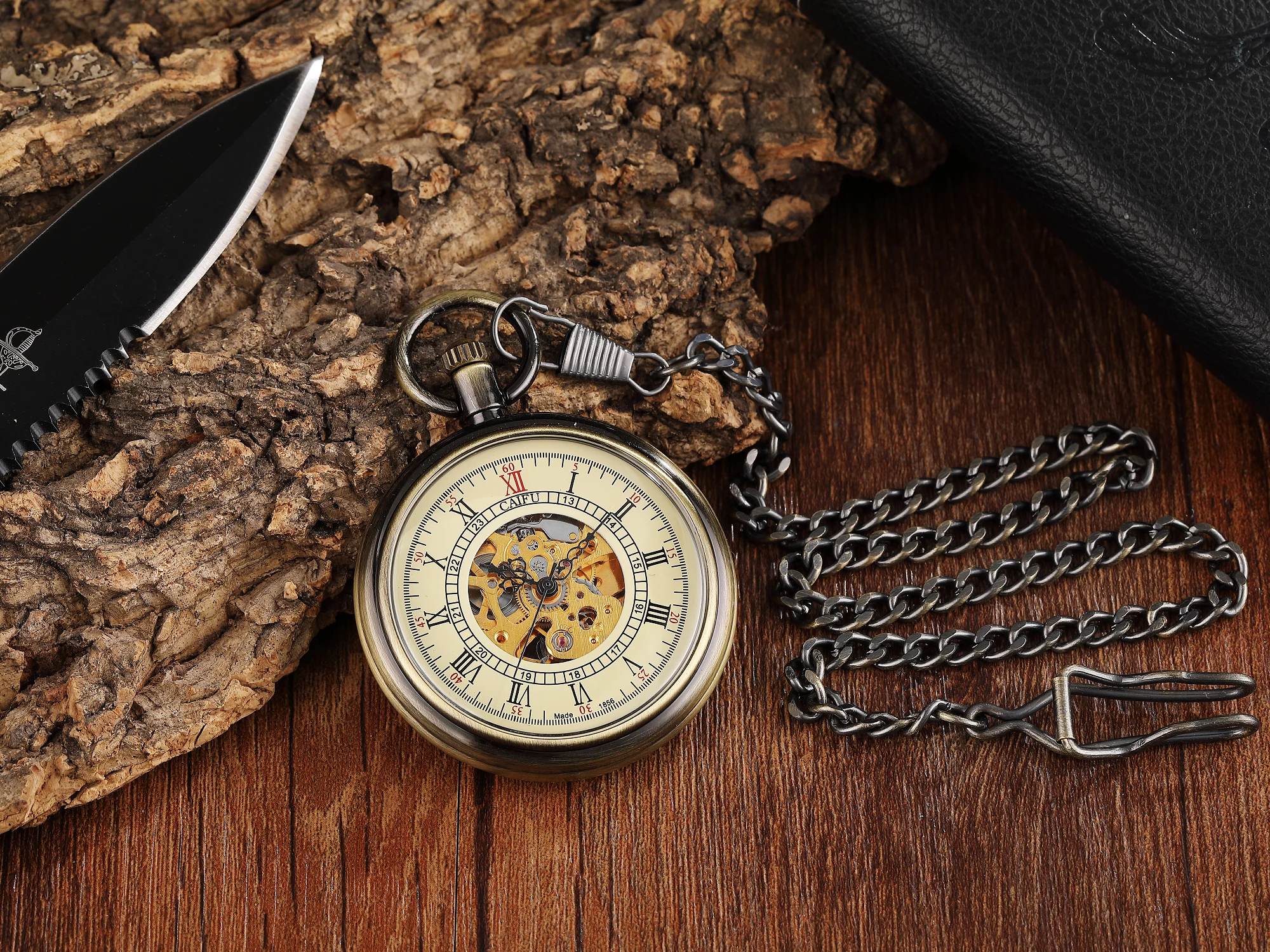 Gold Retro Hand-WInd Mechanical Luxury Pocket Watch Hollow Steampunk Watches Roman Numerals Clock With Fob Chain Reloj Hombre