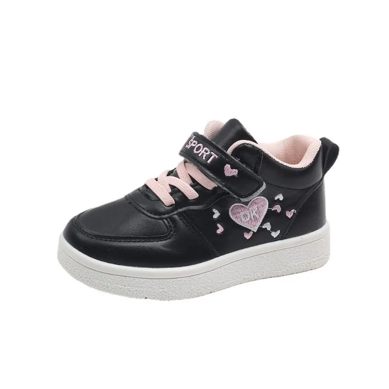 Sneakers per bambini in pelle PU moda scarpe da Skate per bambini traspiranti scarpe da bambina antiscivolo scarpe Casual a cuore versatili Tenis