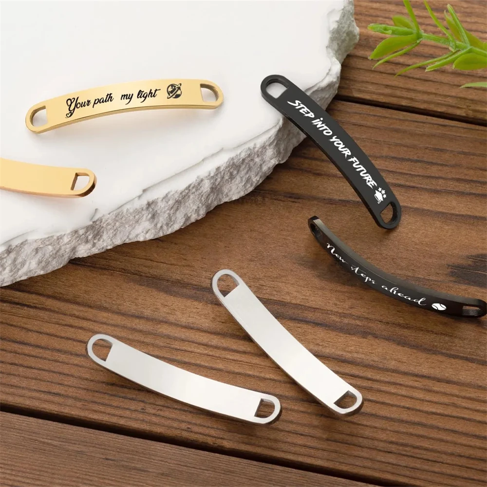 2 Breloques Personnalisées en Métal pour Lacets, Breloques Gravées avec Nom, Boucles de Chaussures, Étiquettes Personnalisées pour Chaussures de Course, Accessoires pour Baskets pour Femmes et Hommes