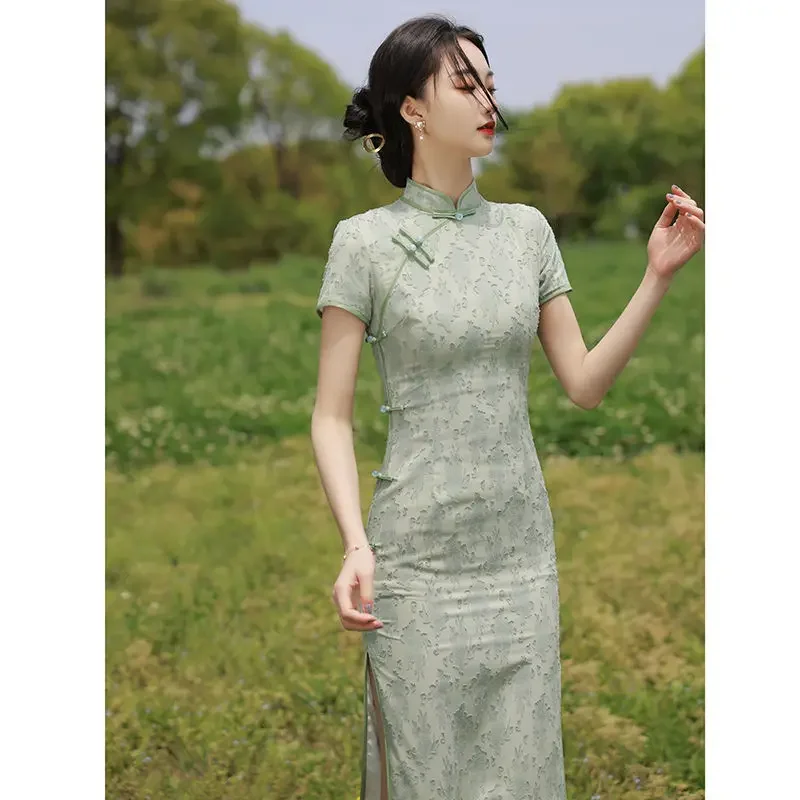

Зеленый улучшенный Cheongsam 2025, новое зеленое элегантное ретро-платье в китайском стиле для девочек, женское летнее длинное свежее платье