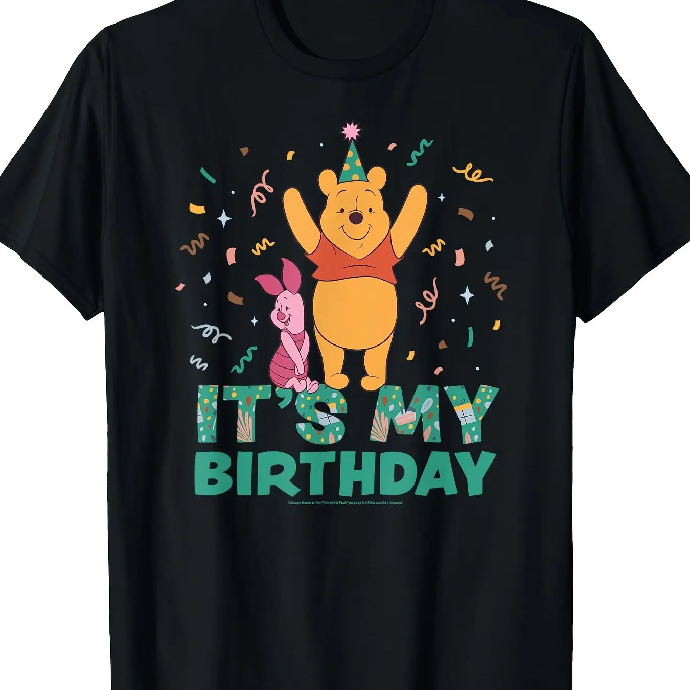 Camiseta de mujer Disney Winnie The Pooh "Mi cumpleaños", 100% algodón, manga corta negra, diseño de confeti festivo y sombrero de fiesta