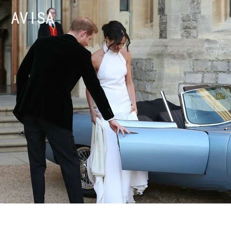 Eleganti abiti da sposa a sirena bianca 2024 Prince Harry Meghan Markle abiti da festa di nozze Halter abito da sposa in raso morbido