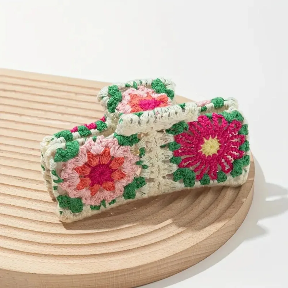 

Flower Floral Knitted Crab Clip Hollow Out Strawberry Embroidered Crochet Shark Clip Colorful Headwear Bohemian Style Hair Claw