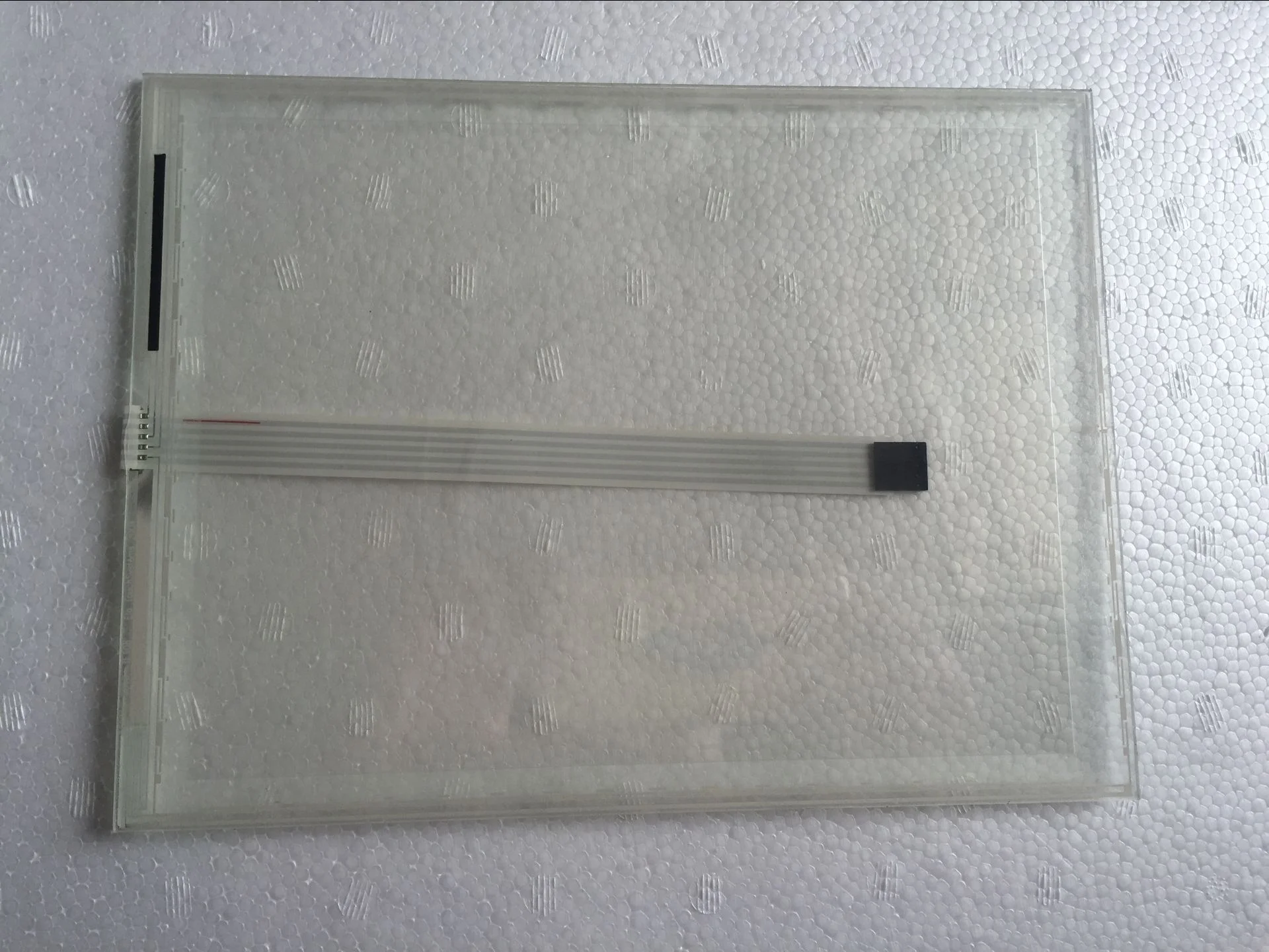 

SCN-AT-FLT10.4-Z01-0H1-R ELO 10.4" Touch Screen Glass