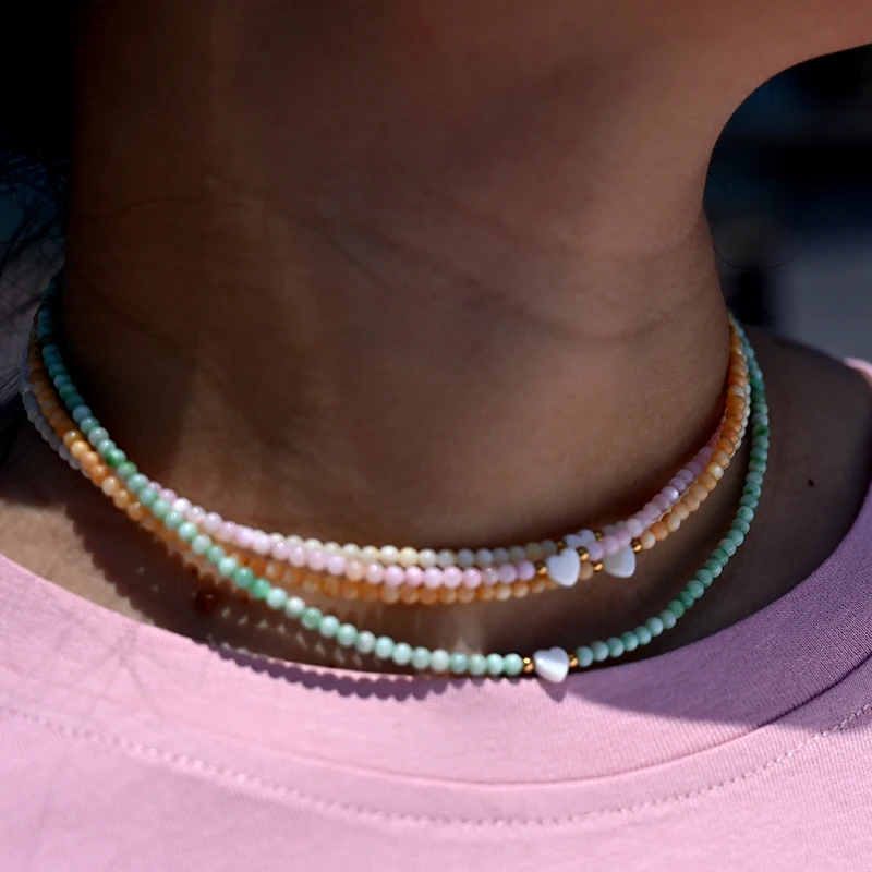 MOON GIRL Mother of Pearl Beads Heart Choker Fashion Dyed Natural Shell Naszyjnik dla kobiet Obroże ze stali nierdzewnej Femme