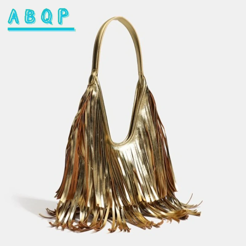 

Новая женская сумка через плечо, однотонная, с кисточками, модная, вместительная, в стиле ретро, повседневная, высокого качества