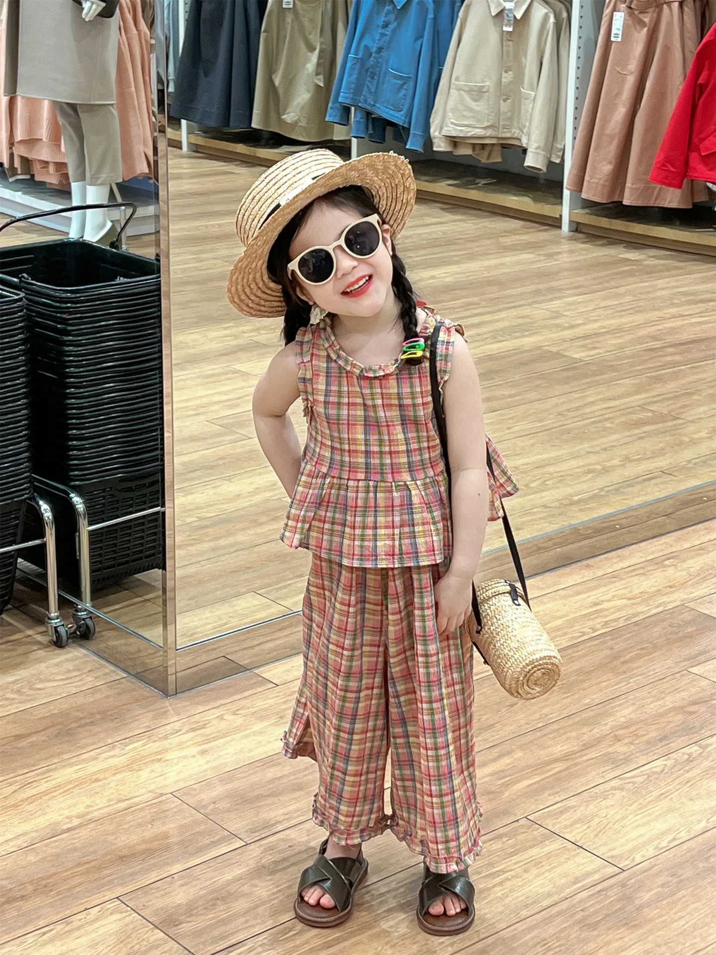 Girl Clothes Suit 2024 Summer Girls Colorful Check Cool Lotus Leaf Lace Vest and Loose Large Wide-leg Pants Casual 2-piece Set