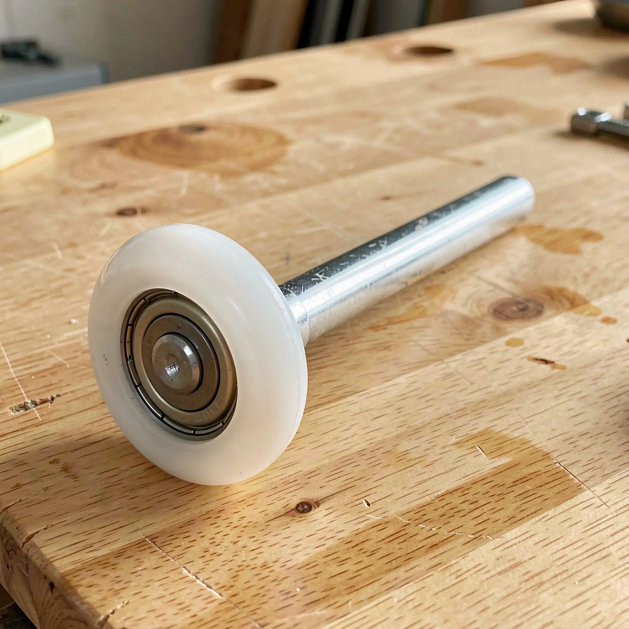 Nylon Garage Door Rollers with - đánh giá và giá Woodworking Garage