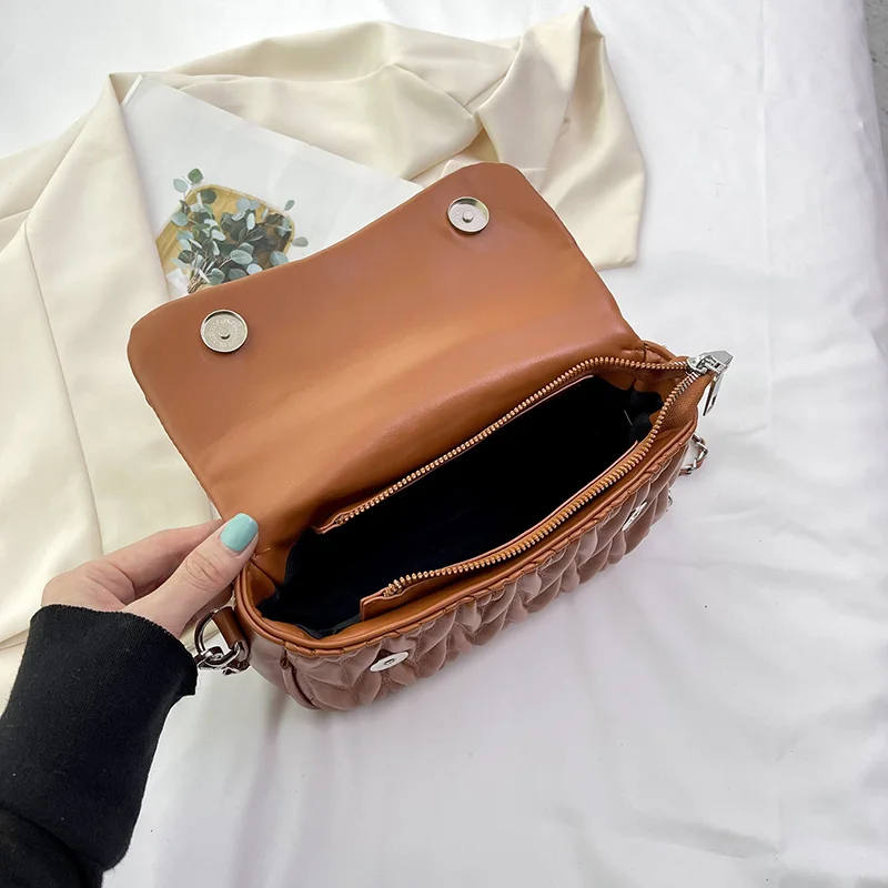 Brand Designer Thread Chain Shoulder Crossbody Bags for Women Handbag and Purses 2023 New Trendy Messenger Bags Clutches