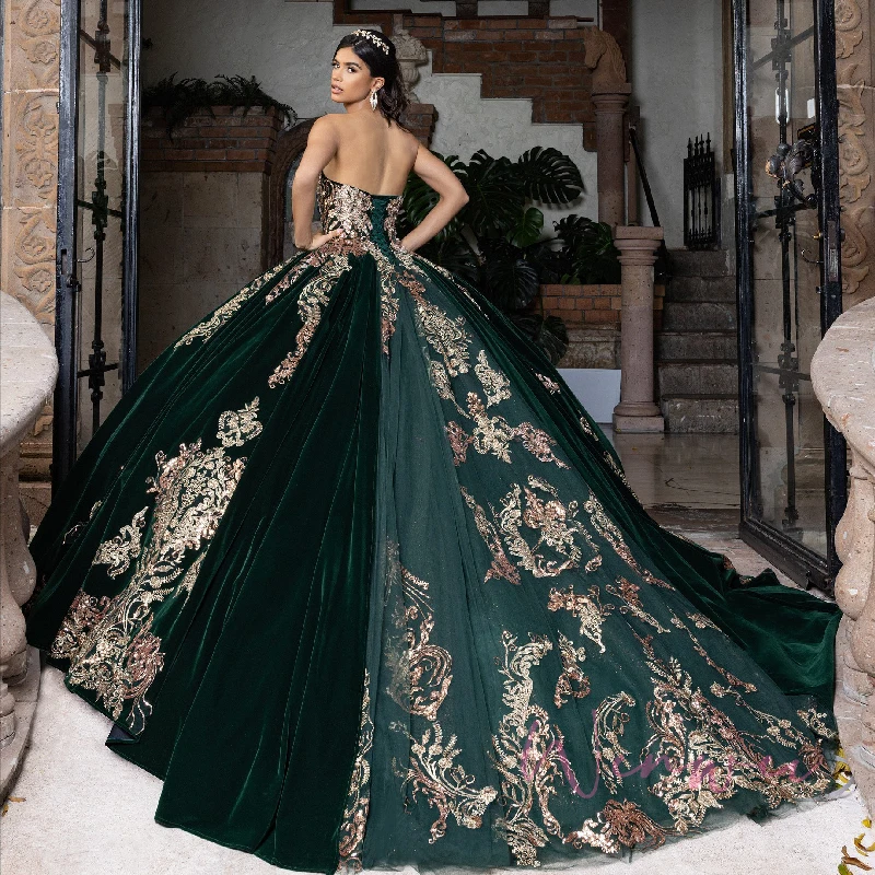 Sweets Sixteen Dress: A Complete Guide to Choosing the Perfect Quinceanera  Gown for Your Special Day