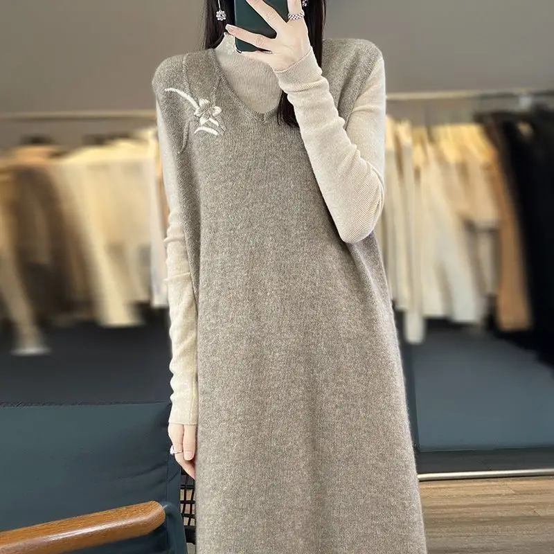 

Wool Knitted Vest Dress Loose Long Embroidered Sleeveless Sweater Skirt 2024 Autumn and Winter Fashion Women's Dress