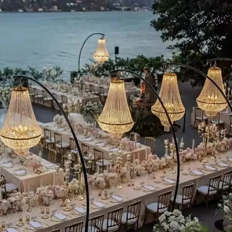 

Luxury Metal Arch Drape with Suspend Chandelier Flowers Arches Wedding Stand Chandelier Display For Party Event Decoration