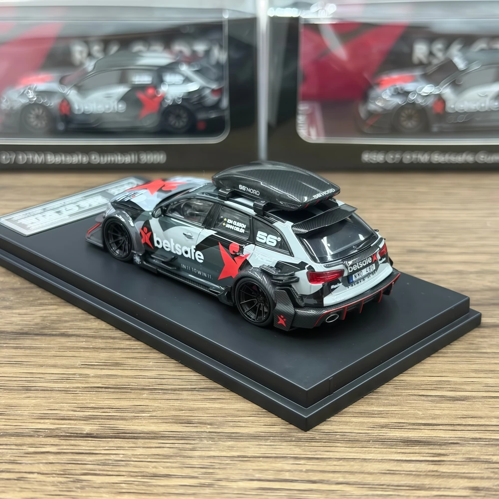 Stocks prêts DCM 1:64 RS6 C7 DTM moulé sous pression en alliage édition limitée modèle de voiture de collection entièrement ouvert