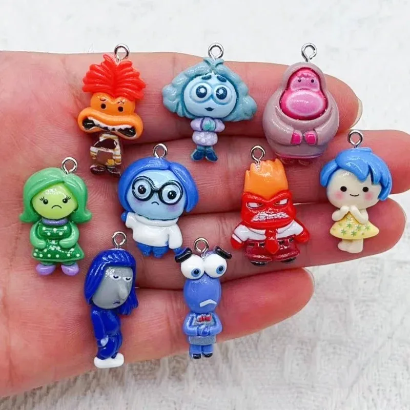10 piezas de joyería de resina de anime de dibujos animados, collares esmaltados, pendientes, colgantes, suministros de producción DIY