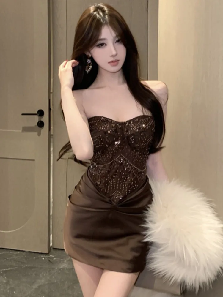 

Fashionable Heavy Embellished One Shoulder Wrap Chest Dress Slimming Short Sleeveless Backless Party Dress Korean Style