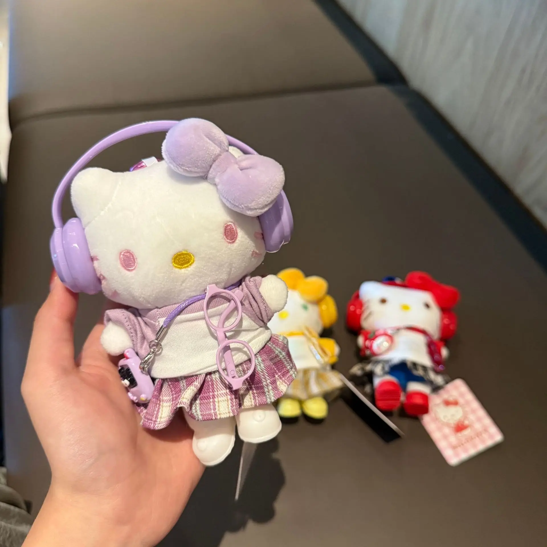 

Sanrio Hello Kitty Headphone Plush Keychain Cute Soft Stuffed Doll Bag Pendant Kawaii Gift