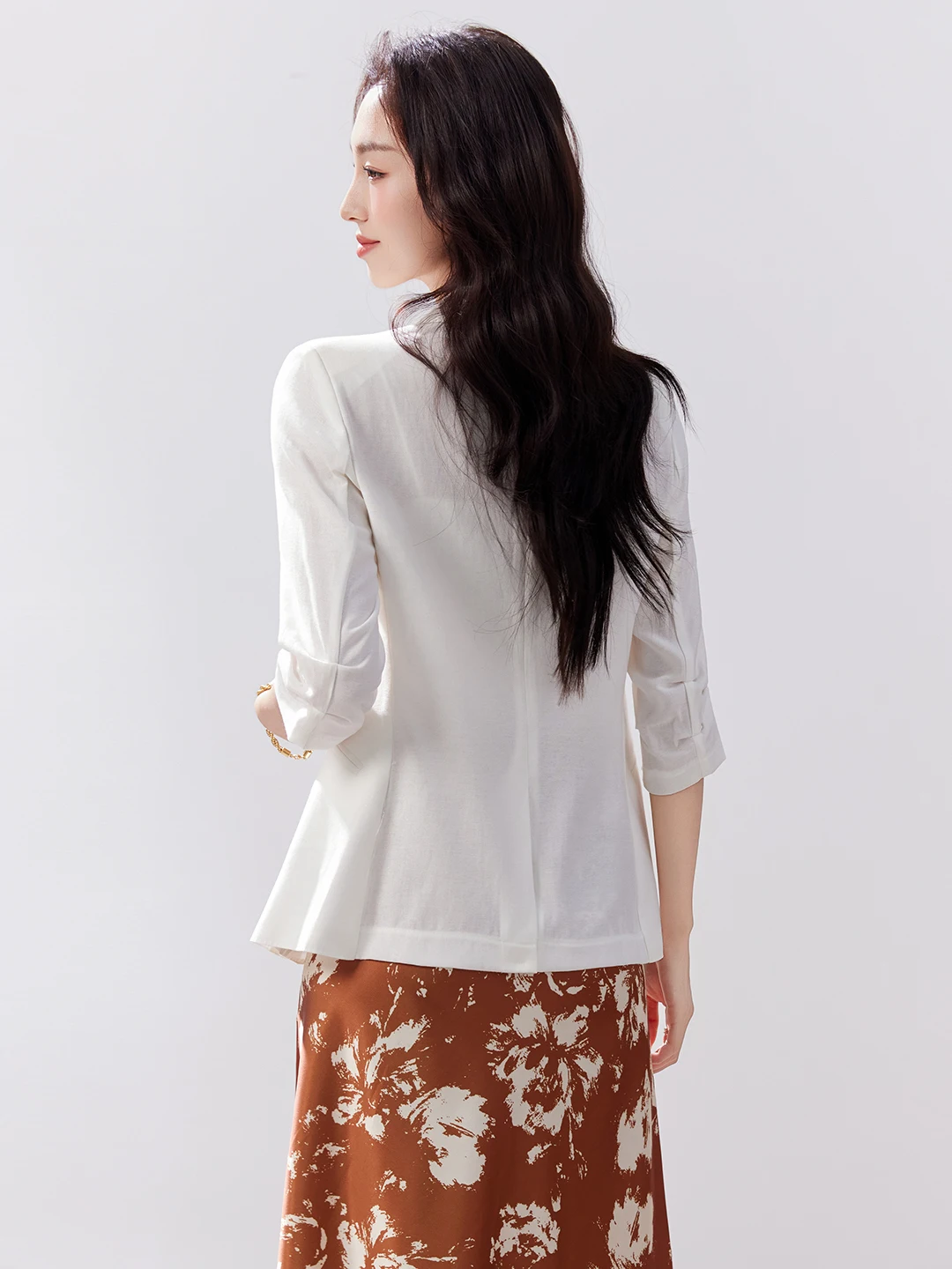 White Slim Fit Seven Sleeve Suit Jacket for Women Commute Style High Quality Polyester Blend Anti Wrinkle round Hemline Button