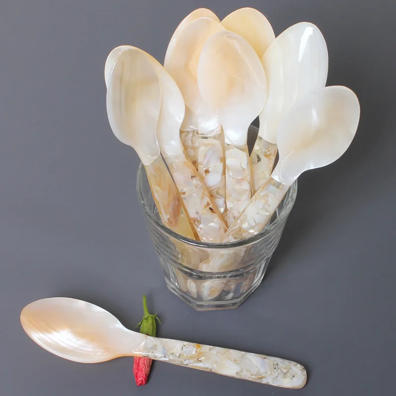 16cm shell spoon factory wholesale caviar coffee stirring spoon dessert spoon natural conch shell spoon.