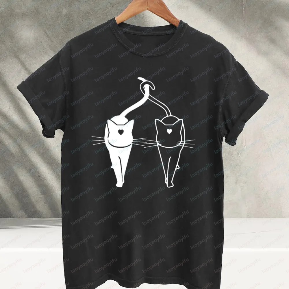 Couple Cats Intertwined Tails Heart Silhouette Graphic T‑Shirt Minimalist Cat Lover Art Print Cotton Casual Loose Streetwear Tee