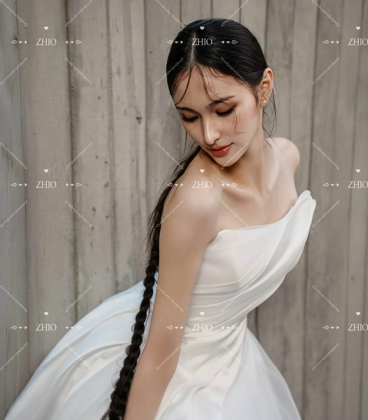 ZHIO Modernes, plissiertes Brautkleid, trägerlos, bodenlang, Satin mit Organza, A-Linie, koreanisches Fotoshooting-Brautkleid, individuell,  soi Museum