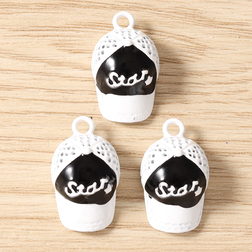 Tusember 5 Stück Niedliche Emaille Kawaii 3D Pantoffel- und Hutanhänger für Ohrringe, Halsketten, Armbänder, DIY-Schmuckherstellungszubehör – Detail 17