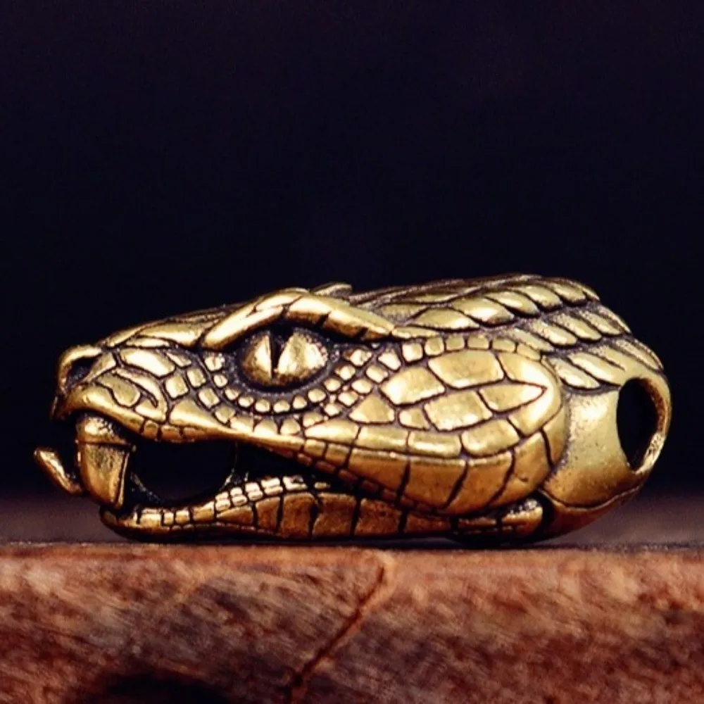 Portable Vintage Snake Head Pendant Antique Style Handmade Copper Key Ring Realistic Paracord Lanyard Bead Keychain Accessories
