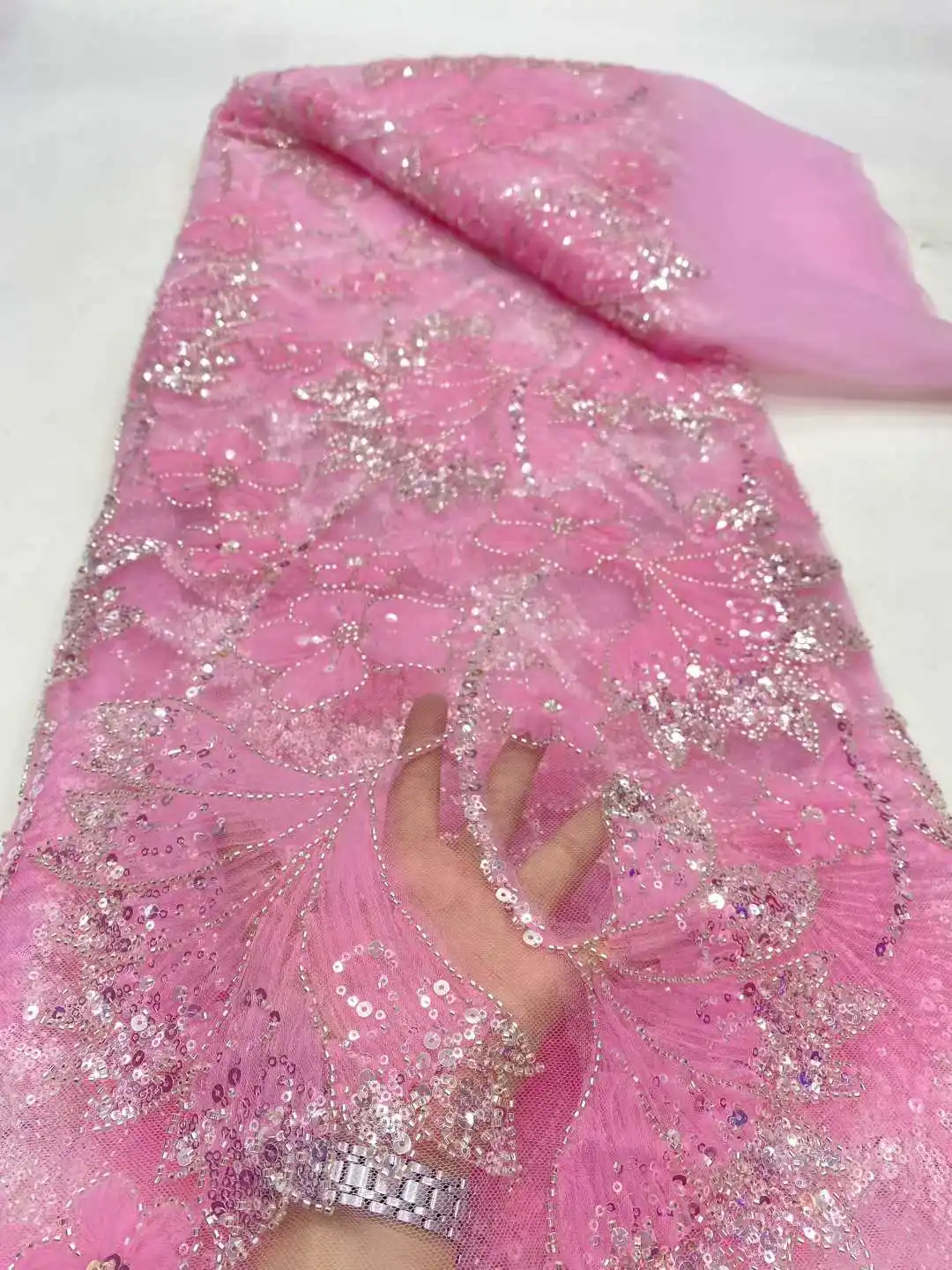 

2025 High Quality French Tulle 3D Flower Sequins Lace Fabric African Beaded Lace Fabric 5 Yards For Nigerian Wedding Party Dress