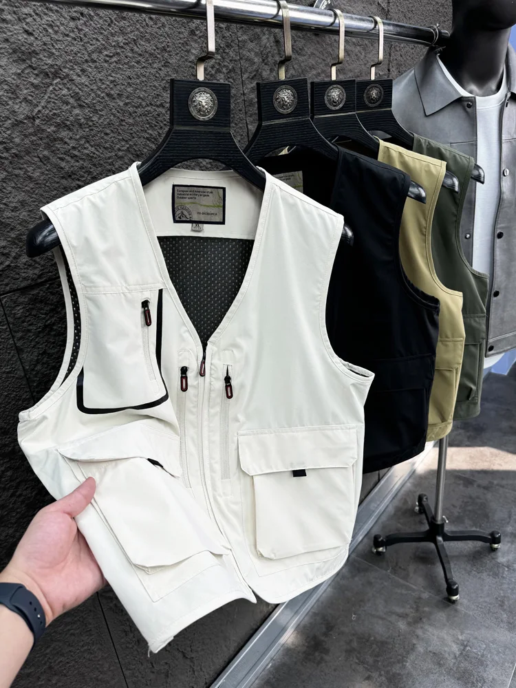 

Svip Lightweight Outdoor Fiing Vest for Men Casual Multi-ket Functional Jaet Faionable Urban Sle V-Ne Youth Oute...